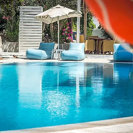 Aparthotel Anika 3*