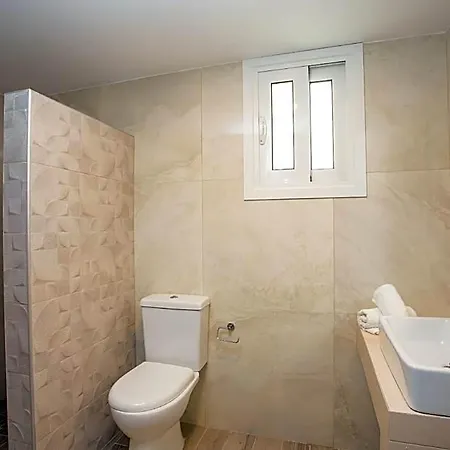 Anika Aparthotel