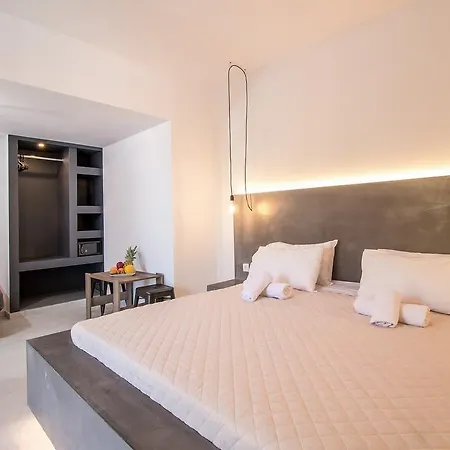 Anika شقة فندقية فاليراكي