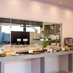 Anika Aparthotel