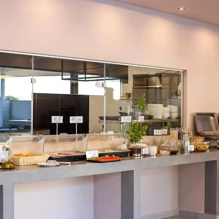 Anika Aparthotel