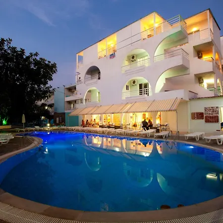 Anika Aparthotel 3*