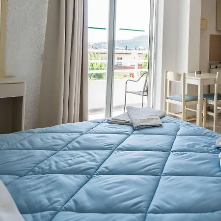 Aparthotel Anika 3*